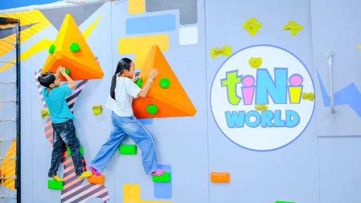 Khu vui chơi TiNiWorld