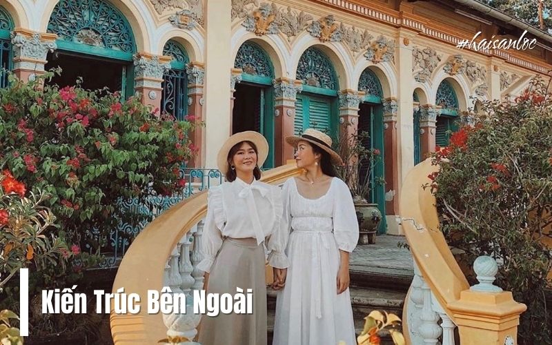 Kiến Trúc Bên Ngoài