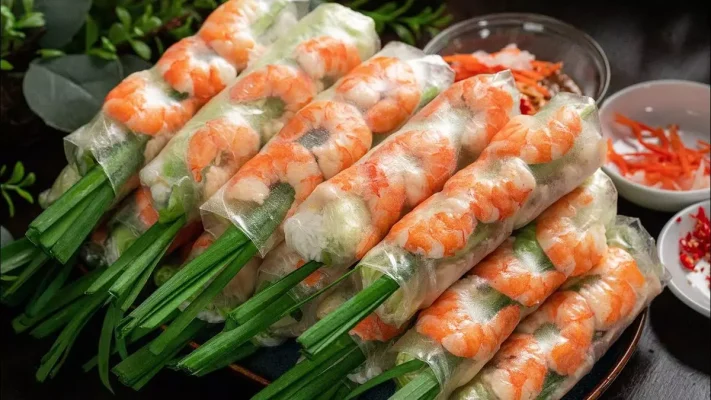 Gợi Ý Món Ăn Mùa Hè Ngon Gỏi Cuốn Tôm