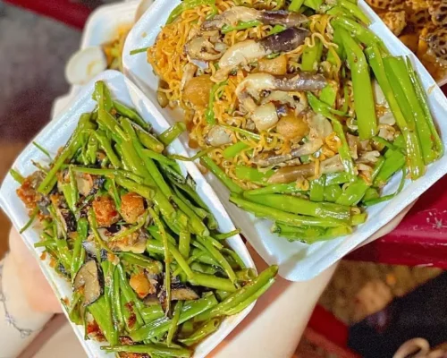 Mì xào ốc móng tay 
