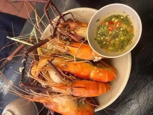 Tôm hấp bia sả