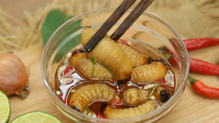 đặc sản Miền Tây đuông dừa