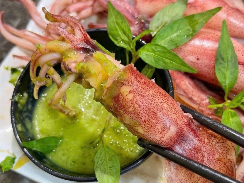 Mực ống lỡ tươi câu khơi