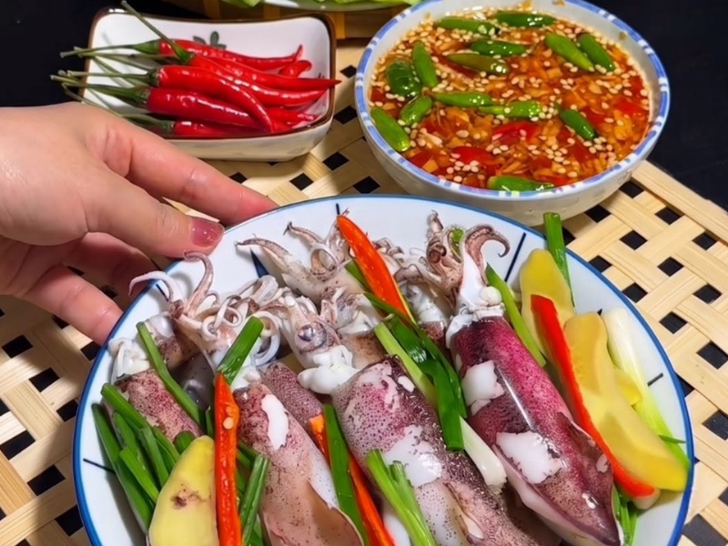 Mực trứng tươi
